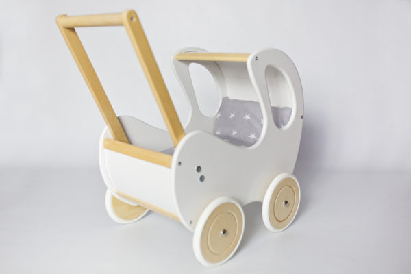 Drewniany wózek dla lalek Retro - biel połączona z naturalnym drewnem