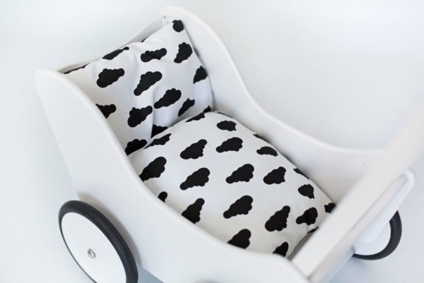 Pościel-śpiworek do wózka dla lalek - chmurki